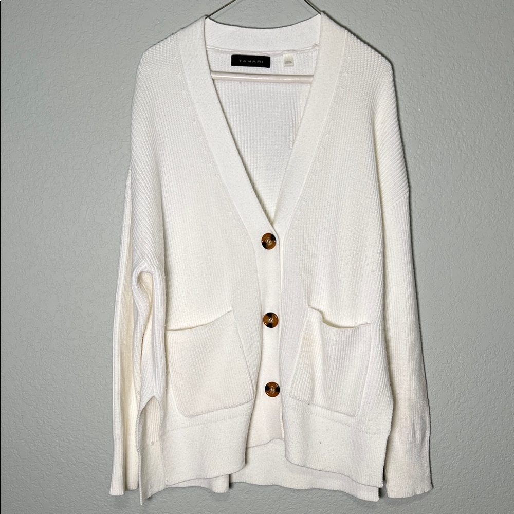 Tahari Women’s Button Down Knit Sweater Cardigan w/Side Slits & Pockets Large